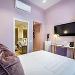 Ungherese Small Luxury 3*