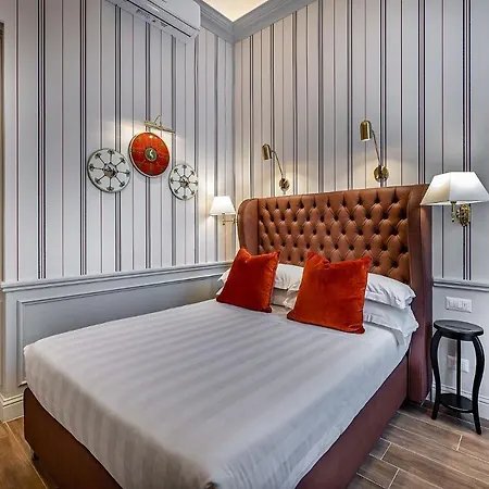 Ungherese Small Luxury Otel
