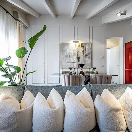 Ungherese Small Luxury Hotell