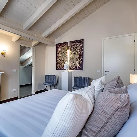 Ungherese Small Luxury Otel 3*