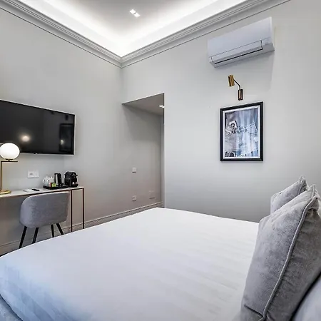 Ungherese Small Luxury Otel