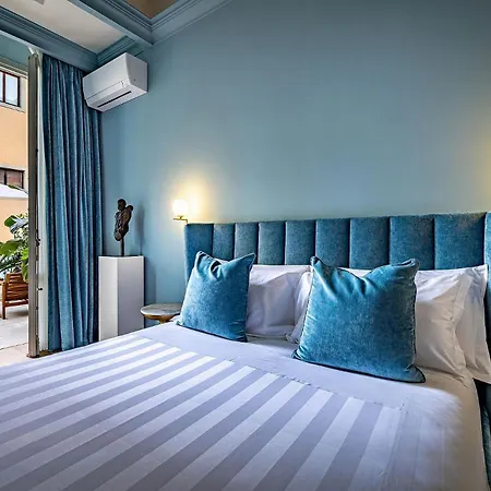 Ungherese Small Luxury Otel 3*