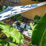 Ungherese Small Luxury 3*