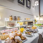 Ungherese Small Luxury Hotel 3*