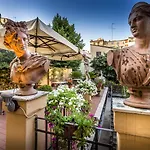 Ungherese Small Luxury Hotel Florence