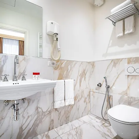 Ungherese Hotell