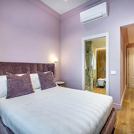 Ungherese Small Luxury Hotel Florence