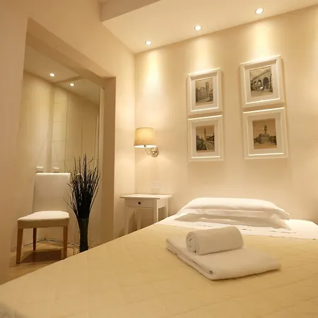 فندق Ungherese Small Luxury