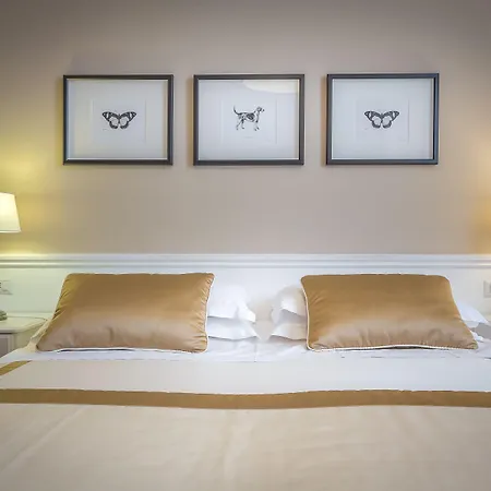 Ungherese Small Luxury فندق 3*