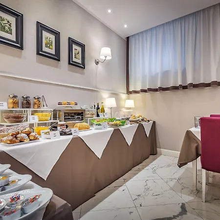 Hotell Ungherese 3*