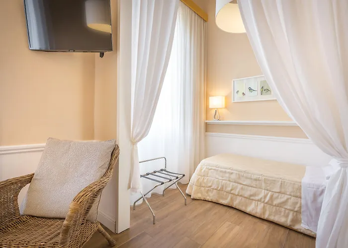 Ungherese Small Luxury Hotel 3*