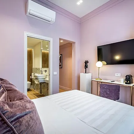 Ungherese Small Luxury 3*