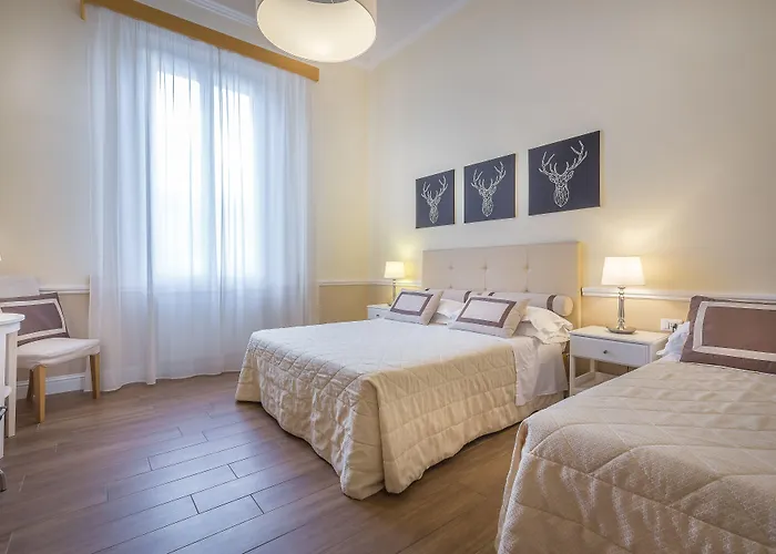 Ungherese Small Luxury